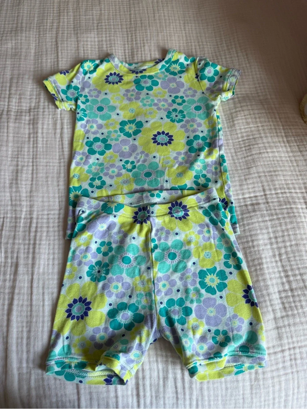 GAP Girls Floral Short Pajama Set in Yellow, Aqua & Lavender